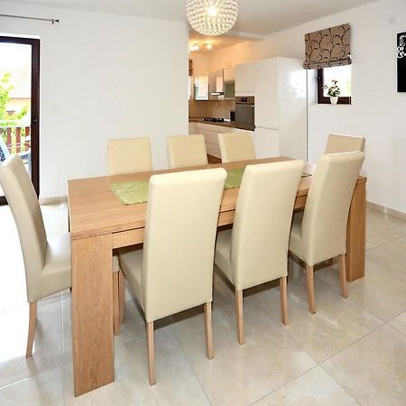 Apartment Ante Бибинє Екстер'єр фото